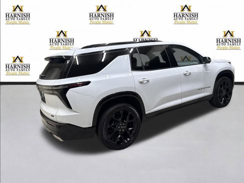 New 2026 Chevrolet Traverse RS image 7