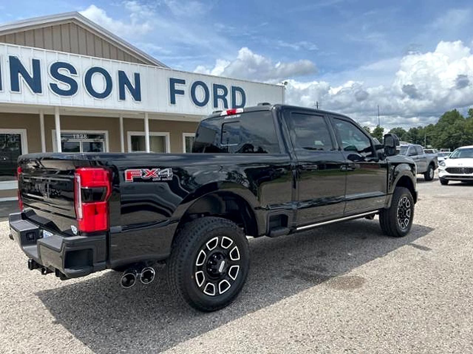 New 2025 Ford F250 Platinum AWD/4WD image 7