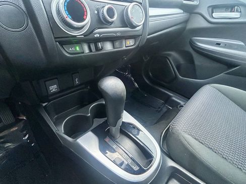 Used 2020 Honda Fit LX image 23