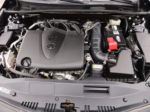 Used 2018 Toyota Camry XSE FWD image 29