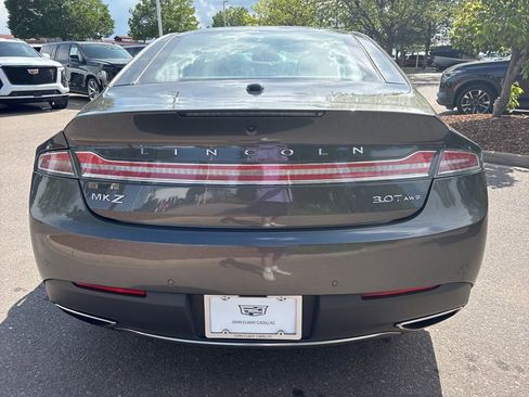 Used 2017 Lincoln MKZ Reserve w/ Luxury Package AWD/4WD image 4