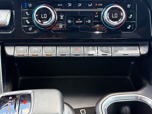 Used 2024 GMC Sierra 1500 Denali AWD/4WD image 49