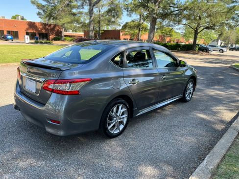 Used 2015 Nissan Sentra SR FWD image 4
