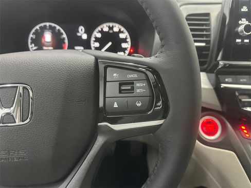 Used 2026 Honda Odyssey EX-L image 29