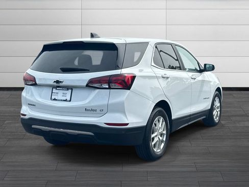 Used 2023 Chevrolet Equinox LT FWD image 4