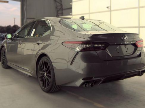 Used 2021 Toyota Camry XSE w/ Driver Assist Package FWD image 2