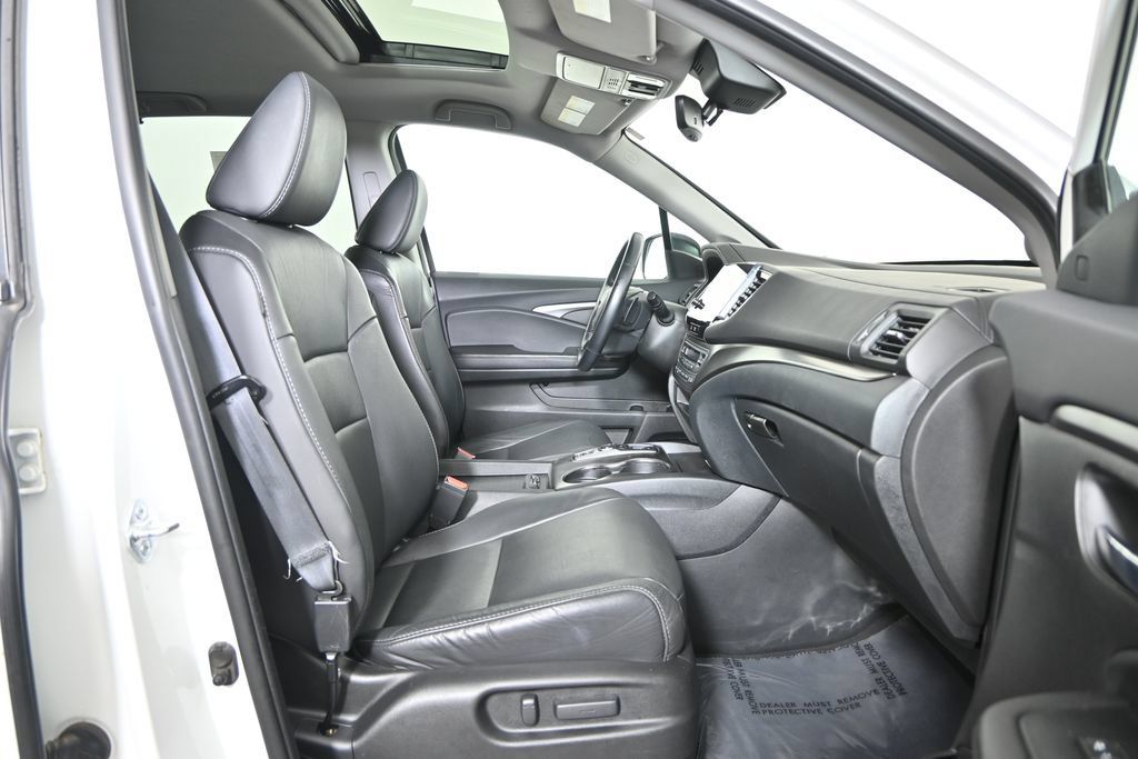 Used 2021 Honda Pilot Special Edition image 13