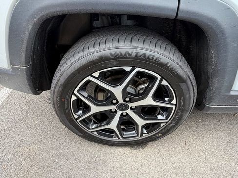 Certified 2025 Jeep Compass Limited AWD/4WD image 15