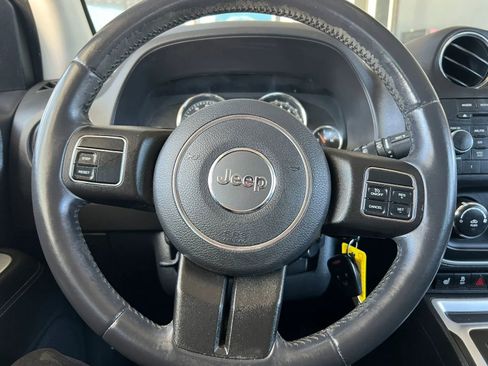 Used 2014 Jeep Compass Latitude w/ Sun/Sound Group AWD/4WD image 14