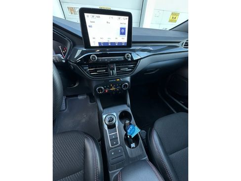 Used 2025 Ford Escape ST-Line Select image 15