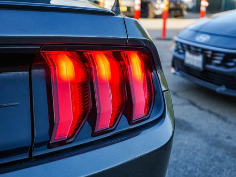 Used 2020 Ford Mustang Premium image 9