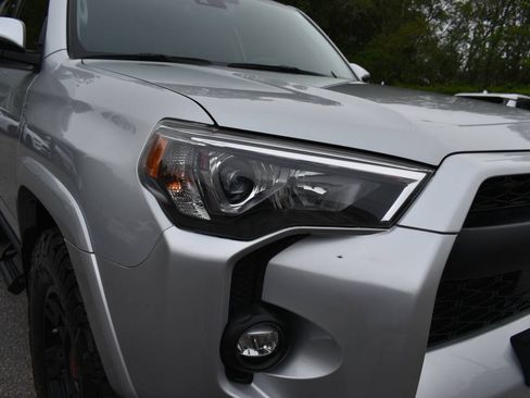 Used 2021 Toyota 4Runner SR5 Premium w/ Moonroof Package AWD/4WD image 42