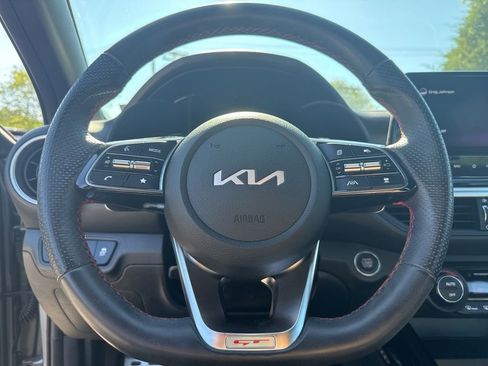 Used 2022 Kia Forte GT w/ GT2 Package FWD image 7