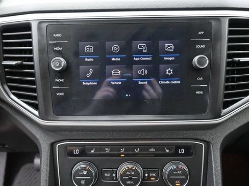 Used 2019 Volkswagen Atlas SE FWD image 4