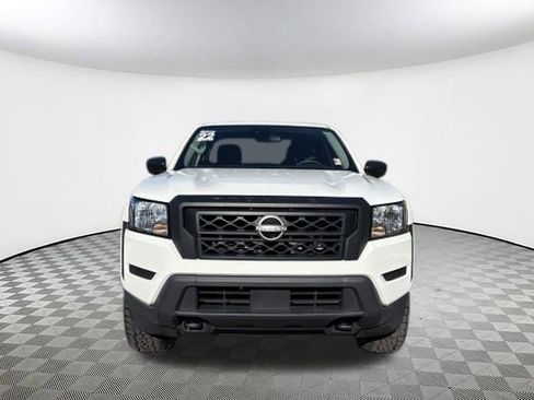 Used 2022 Nissan Frontier S w/ Technology Package image 2