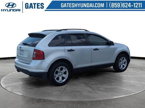 Used 2014 Ford Edge SE AWD/4WD image 2