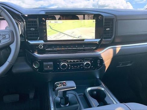 New 2026 GMC Sierra 1500 Elevation w/ Elevation Premium Package AWD/4WD image 7