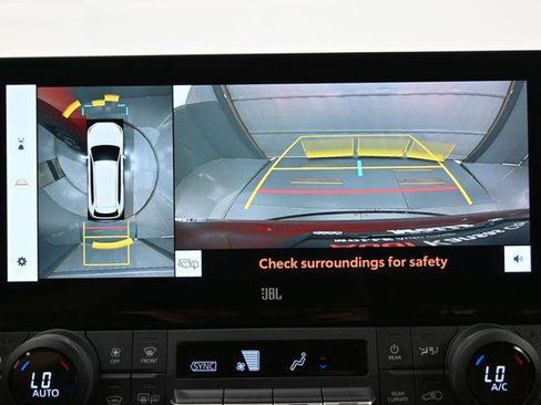 Used 2024 Toyota Grand Highlander AWD Hybrid image 21