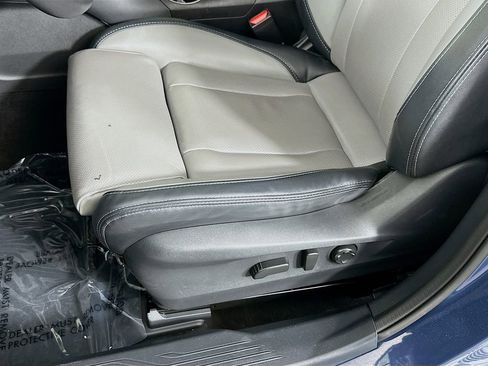 Used 2023 Subaru Outback Limited XT AWD/4WD image 26