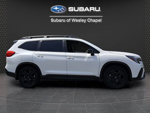 Used 2023 Subaru Ascent Onyx Edition AWD/4WD image 11