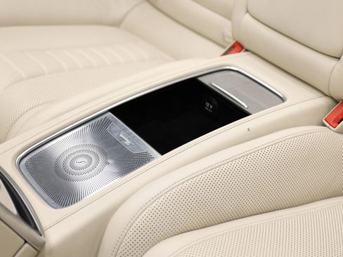 Used 2017 Mercedes-Benz S 550 Cabriolet image 48