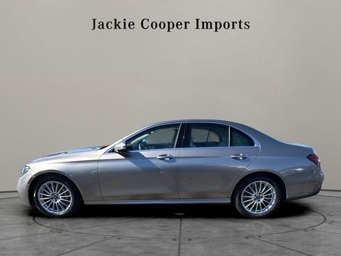 Used 2023 Mercedes-Benz E 450 4MATIC Sedan image 2