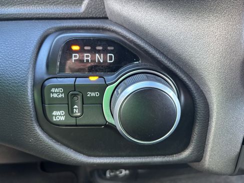 Used 2024 RAM 3500 Tradesman w/ Safety Group image 21