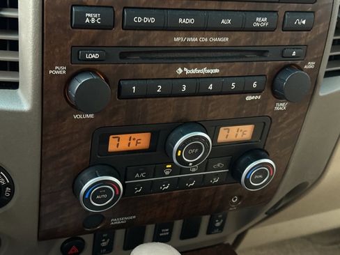 Used 2008 Nissan Titan LE image 17