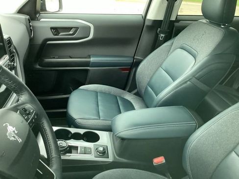 Used 2023 Ford Bronco Sport Outer Banks w/ Tech Package image 19