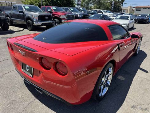 Used 2007 Chevrolet Corvette Coupe w/ Preferred Equipment Group image 7
