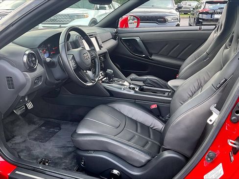 Used 2020 Nissan GT-R Premium w/ Premium Interior Package AWD/4WD image 20