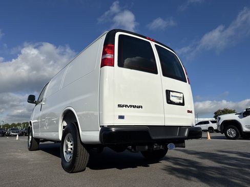 New 2025 GMC Savana 2500 w/ Driver Convenience Package image 8