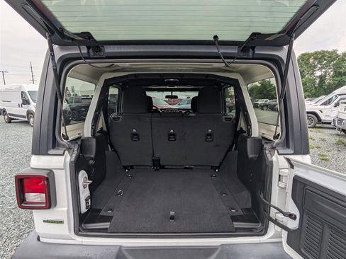 Used 2021 Jeep Wrangler Unlimited Sport S image 12