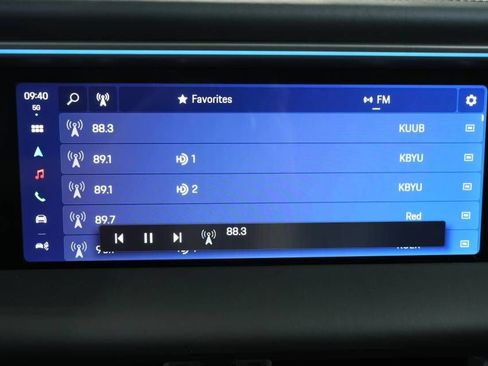 Certified 2025 Porsche Macan 4 Electric AWD/4WD image 20