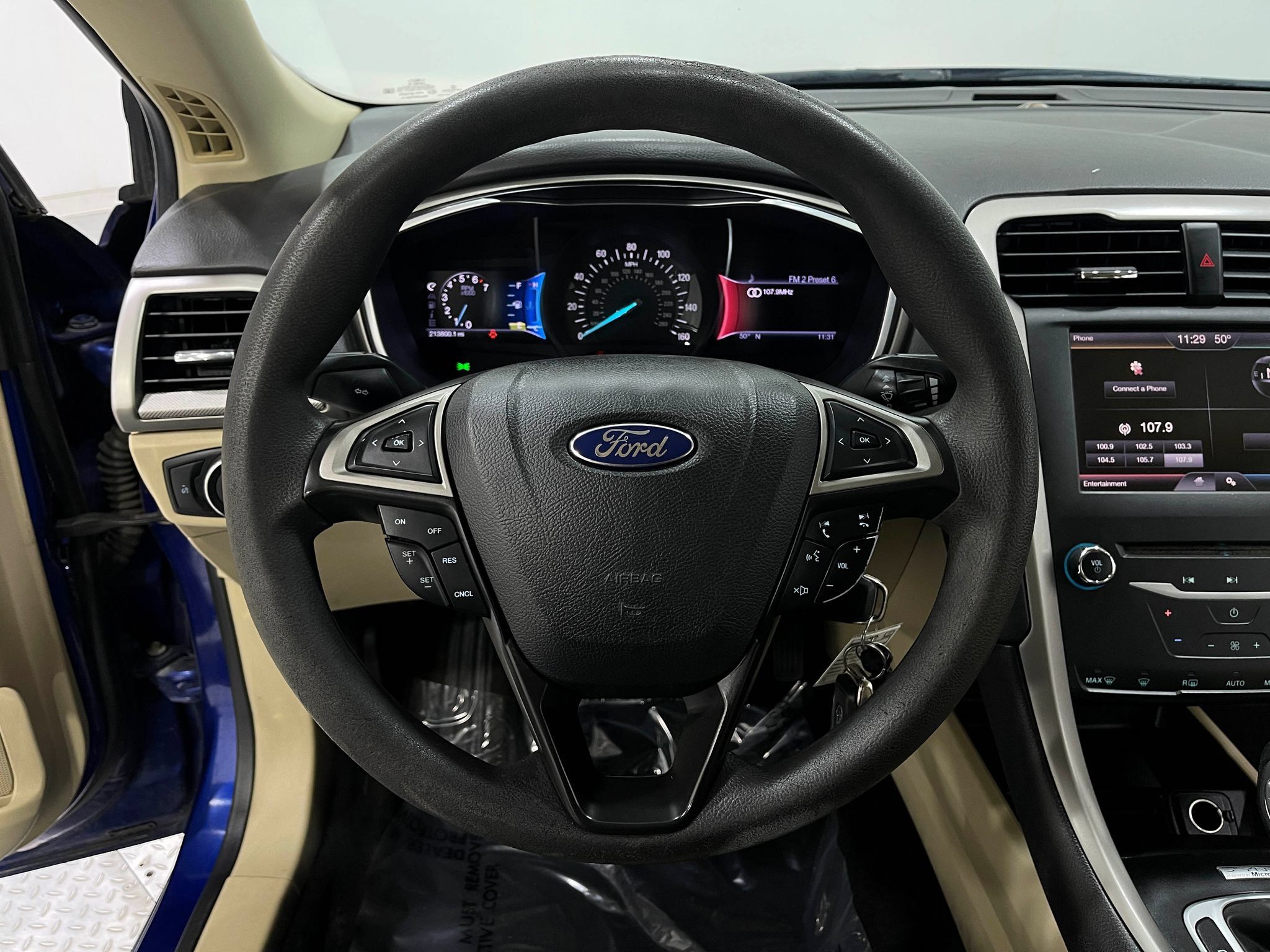 Used 2013 Ford Fusion SE FWD image 20