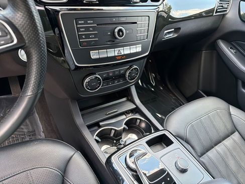 Used 2018 Mercedes-Benz GLE 350 w/ Premium 1 Package image 30
