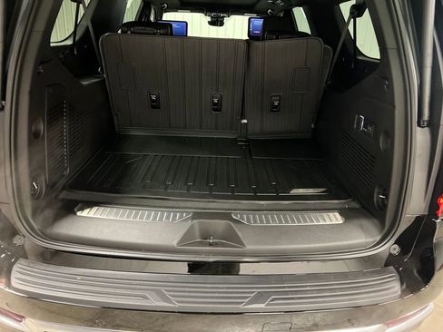 New 2026 GMC Yukon XL Denali w/ Denali Reserve Package image 11