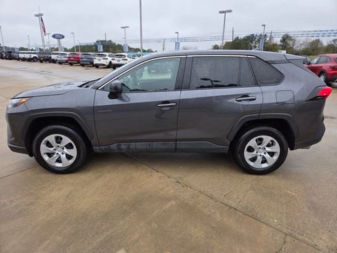 Used 2025 Toyota RAV4 LE image 2