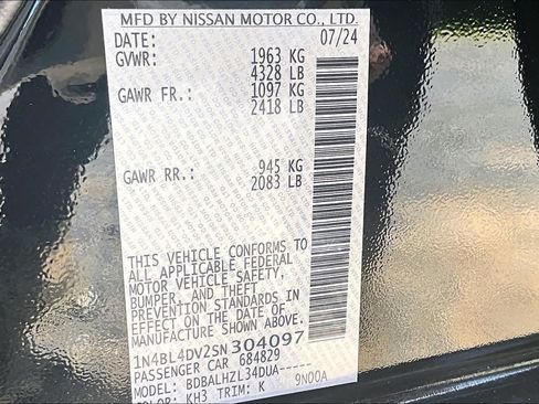 Used 2025 Nissan Altima 2.5 SV FWD image 34