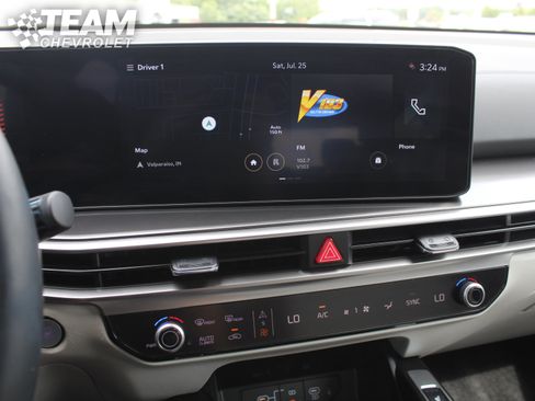 Used 2025 Kia Sorento EX FWD image 15