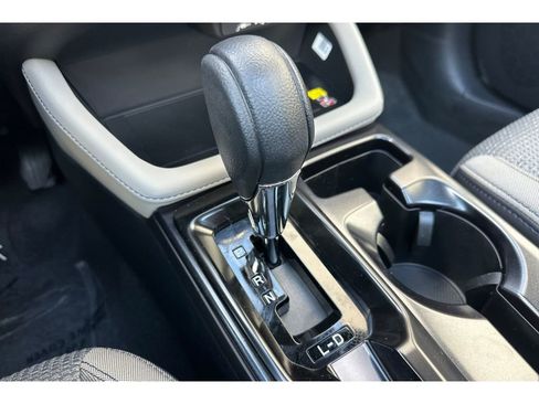 Used 2026 Subaru Forester Premium AWD/4WD image 21