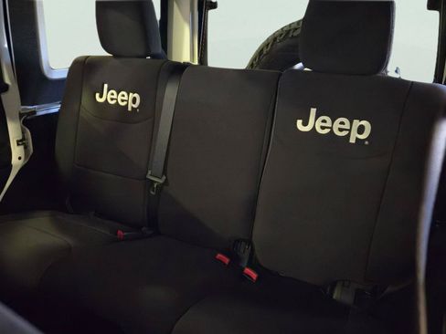Used 2017 Jeep Wrangler Unlimited Sport w/ Quick Order Package 24S AWD/4WD image 23