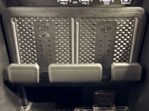 Used 2026 RAM 1500 Laramie w/ Night Edition image 37