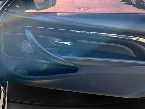 Used 2015 BMW M4 Coupe image 24