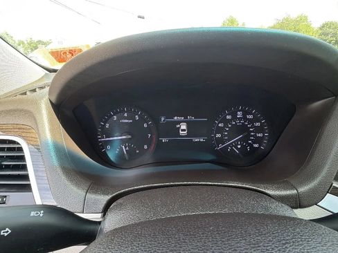Used 2018 Genesis G80 3.8 AWD/4WD image 18