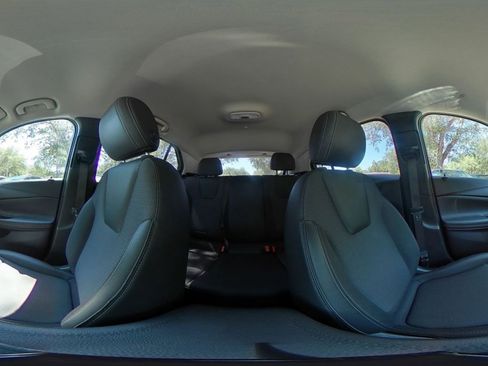 Used 2025 Buick Encore GX Preferred FWD image 41