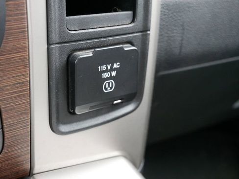 Used 2015 RAM 2500 Laramie w/ Black Appearance Group AWD/4WD image 24