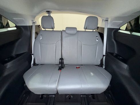 Certified 2025 Toyota Sienna XLE w/ XLE Plus Package AWD/4WD image 22