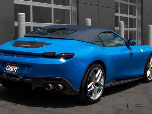Used 2024 Ferrari Roma Spider RWD image 6