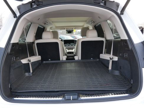 Used 2022 Mercedes-Benz GLS 450 4MATIC image 18